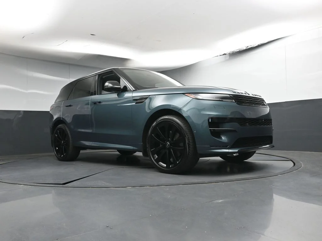 Certified Used 2024 Green Land Rover Dynamic SE image 28