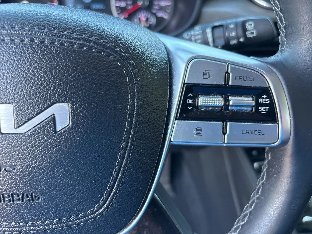 Used 2022 Gray Kia EX image 15