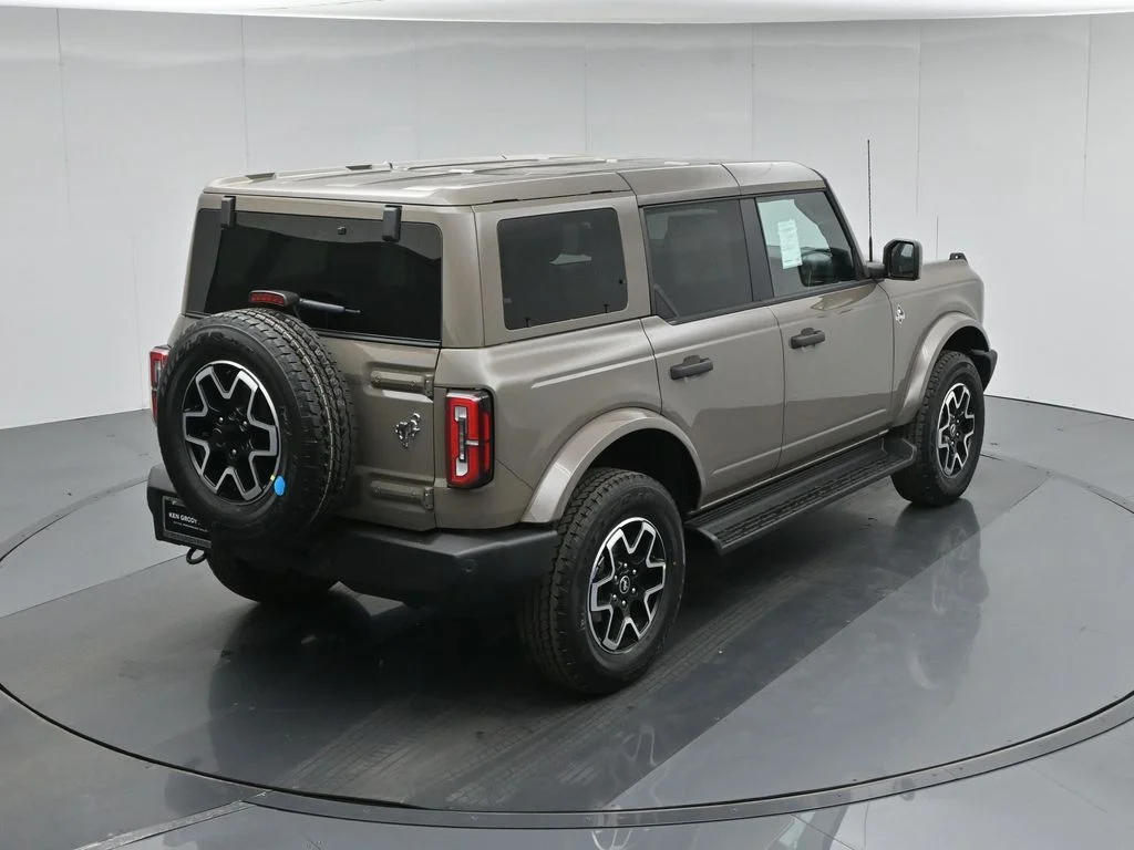 New 2026 Marsh Gray Ford Outer Banks image 36