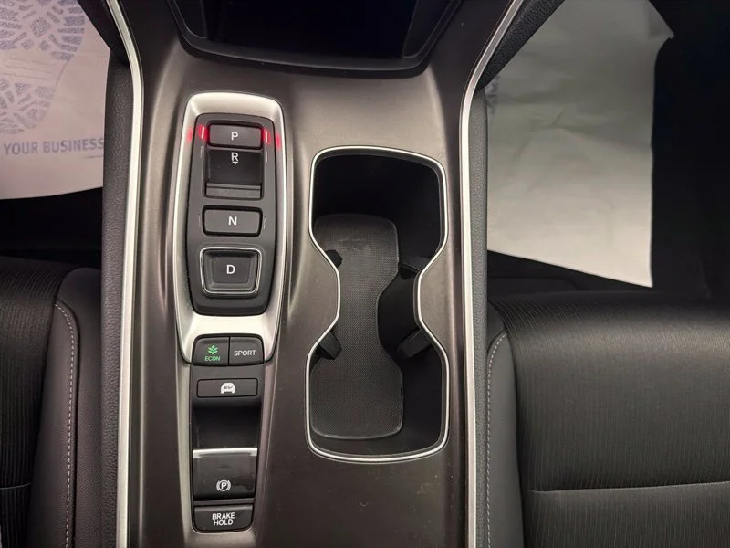 Used 2022  Honda Sport image 33