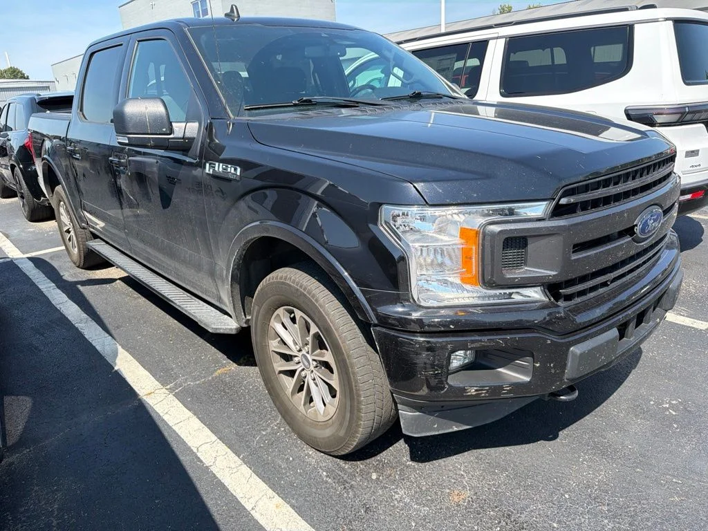Used 2020 Black Ford XLT image 7