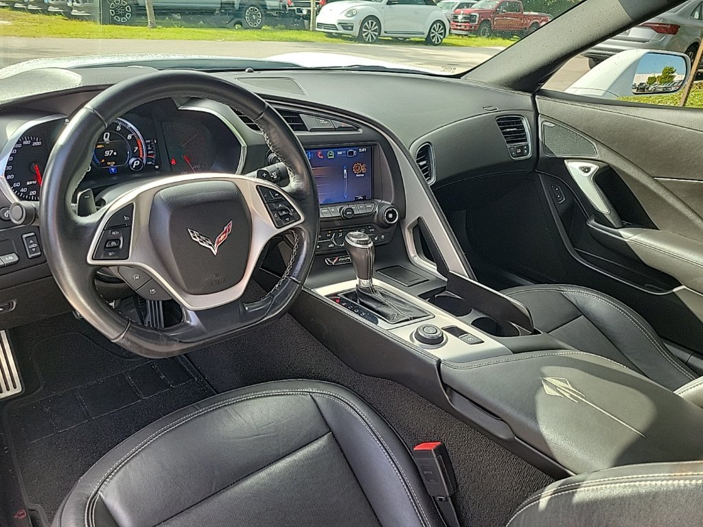 Used 2016 White Chevrolet Stingray Z51 image 9