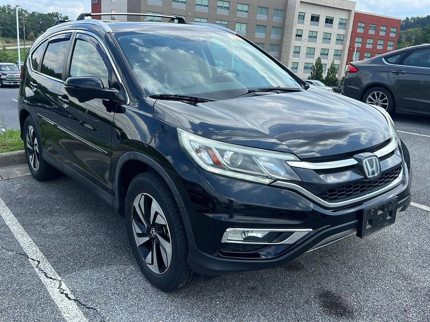 Used 2015 Crystal Black Pearl Honda Touring image 7