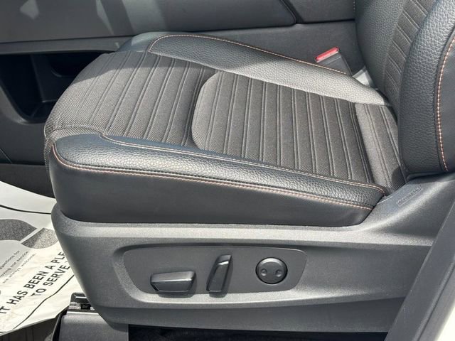 2024 Nissan Pathfinder Rock Creek - Photo 16