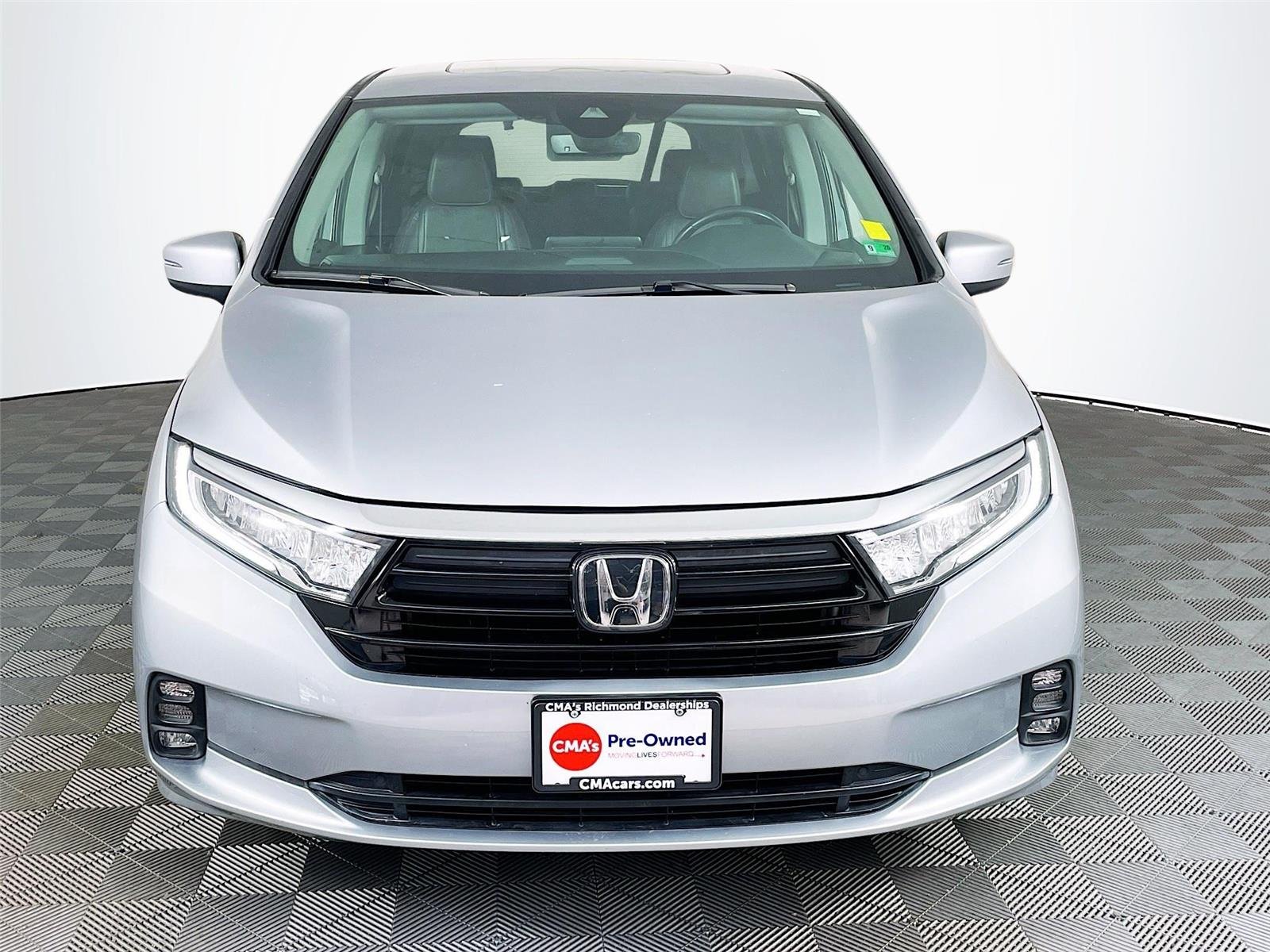 Used 2022 Lunar Silver Metallic Honda EX-L image 2