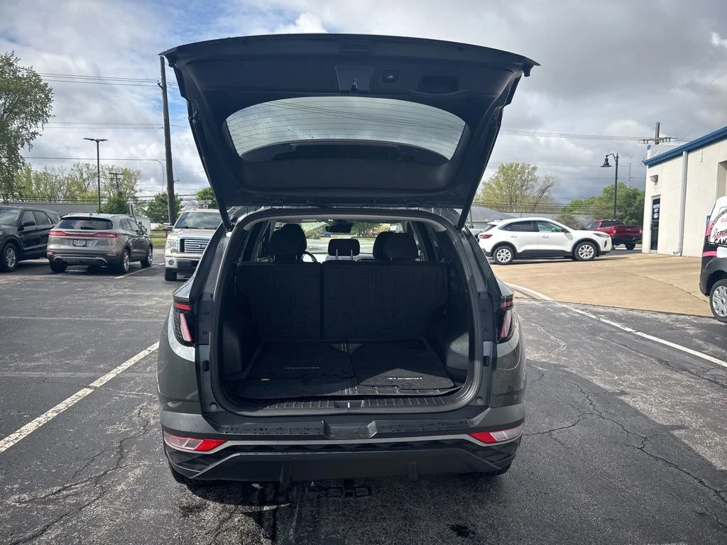 Used 2022 Gray Hyundai SEL image 46