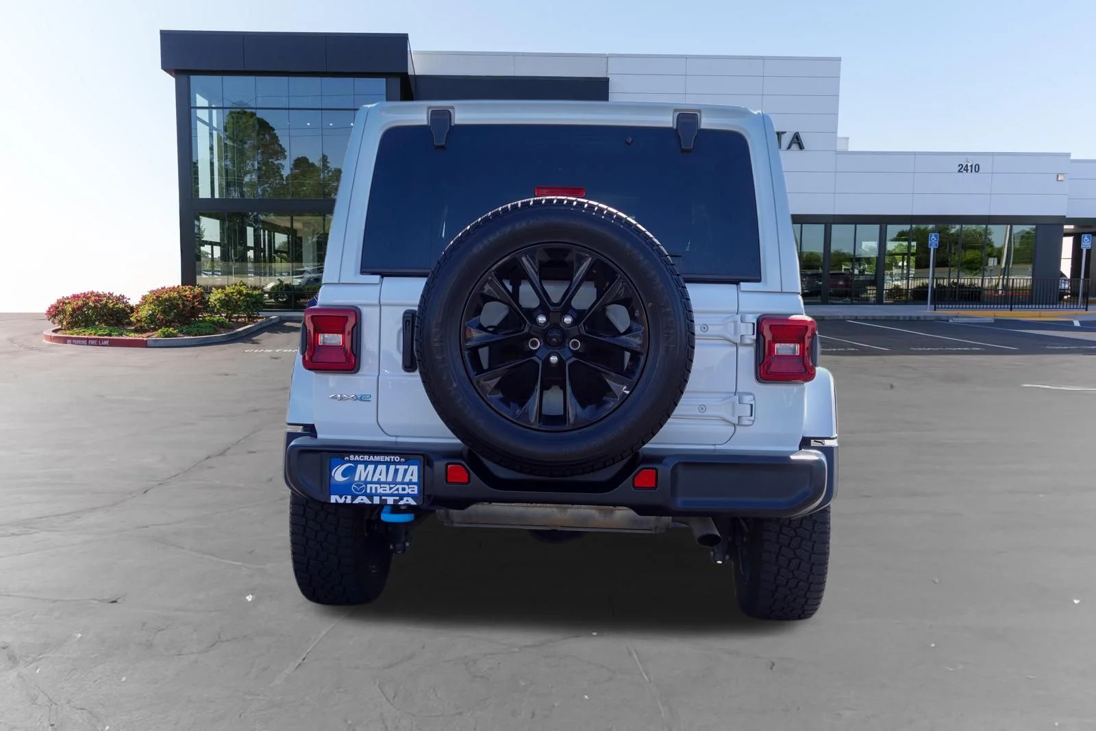 Used 2024 Bright White Clearcoat Jeep Sahara 4xe image 4