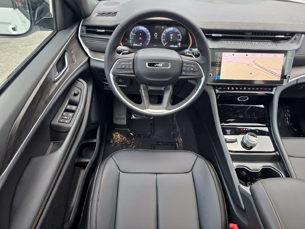 New 2026 White Jeep 85th Anniversary Edition image 31