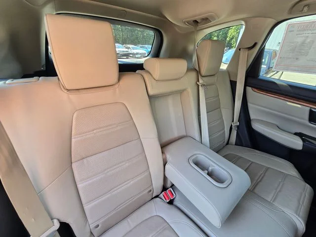Used 2019  Honda Touring image 17