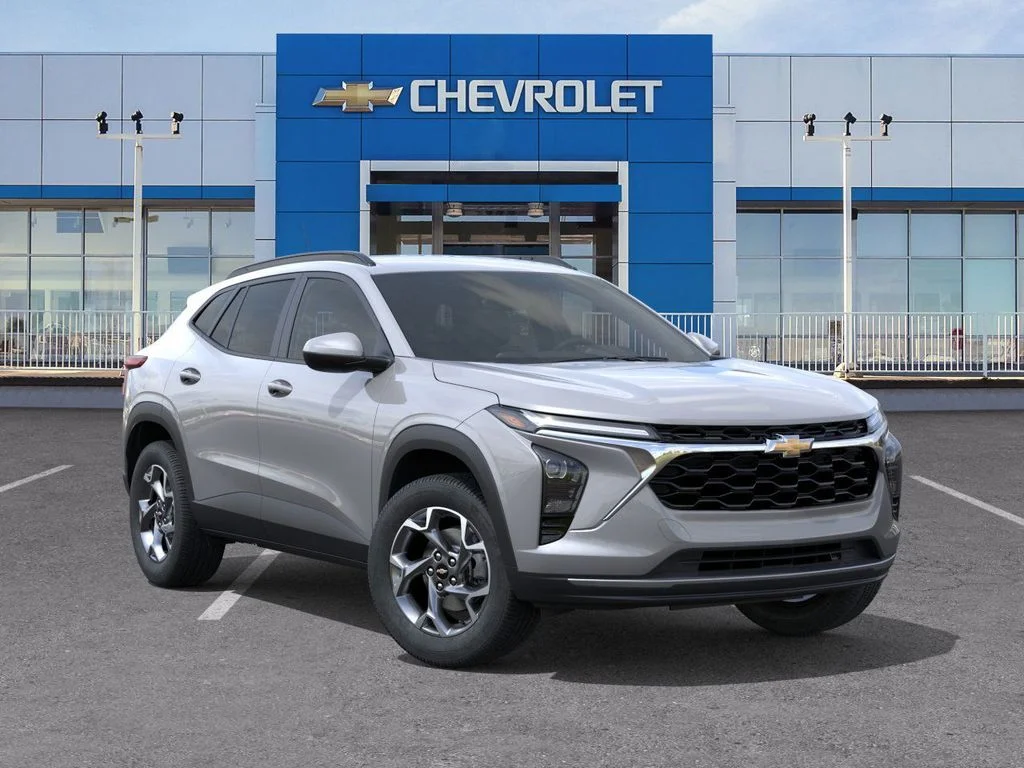 2026 Chevrolet Trax LT - Photo 7