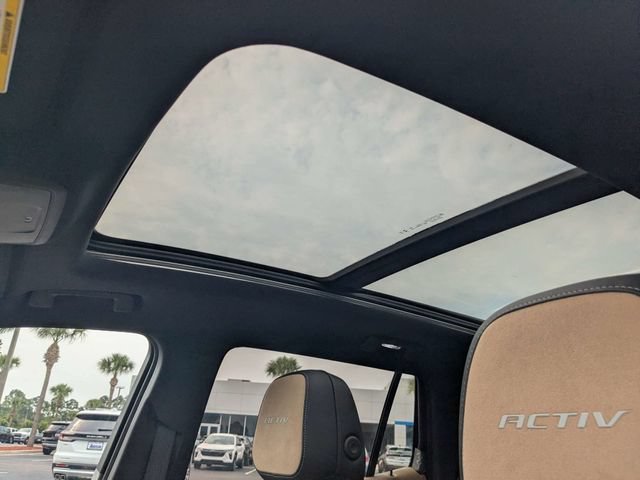 New 2027 Polar White Tricoat Chevrolet ACTIV image 22