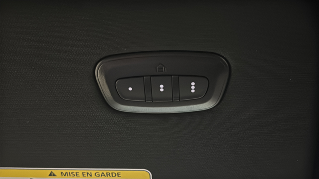 Used 2025 Diamond Black Crystal Pearlcoat Ram Laramie image 33