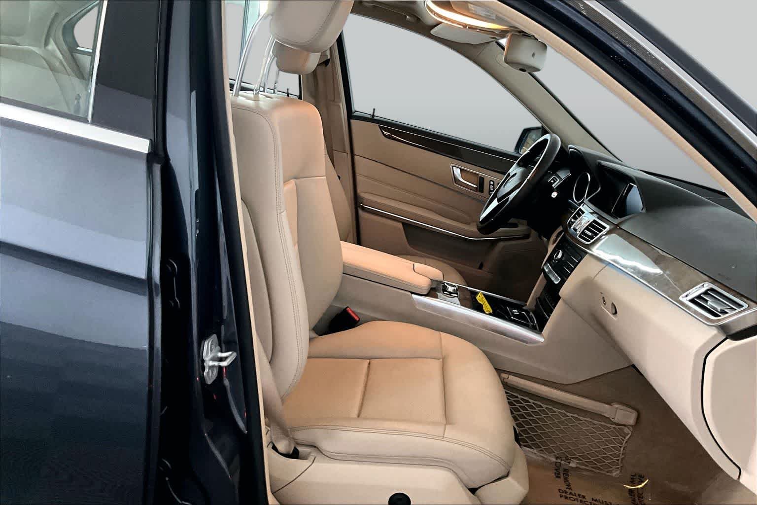 Used 2016 Steel Grey Metallic Mercedes-Benz E 350 Luxury image 8