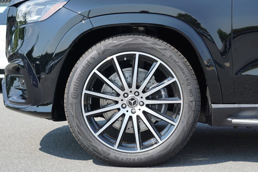 New 2026 Black Mercedes-Benz GLS 450 image 43