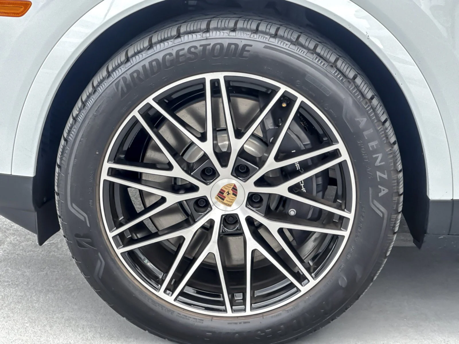 New 2026 CARRARA WHITE Porsche E-Hybrid image 26