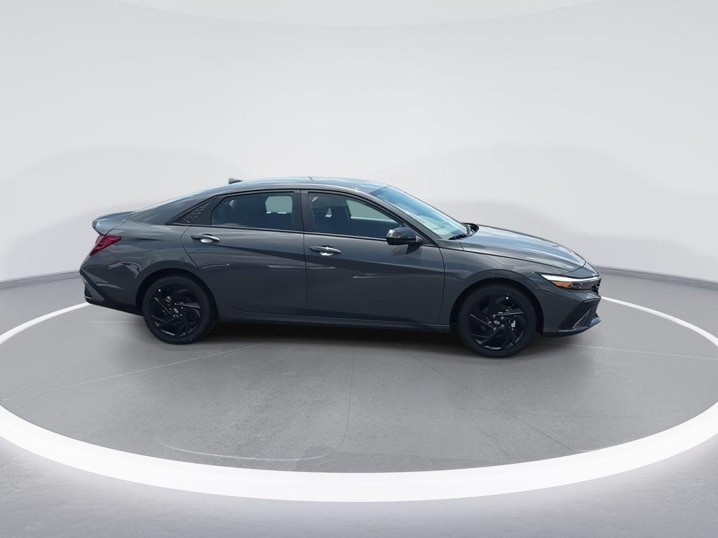 New 2026 Gray Hyundai SEL Sport image 9