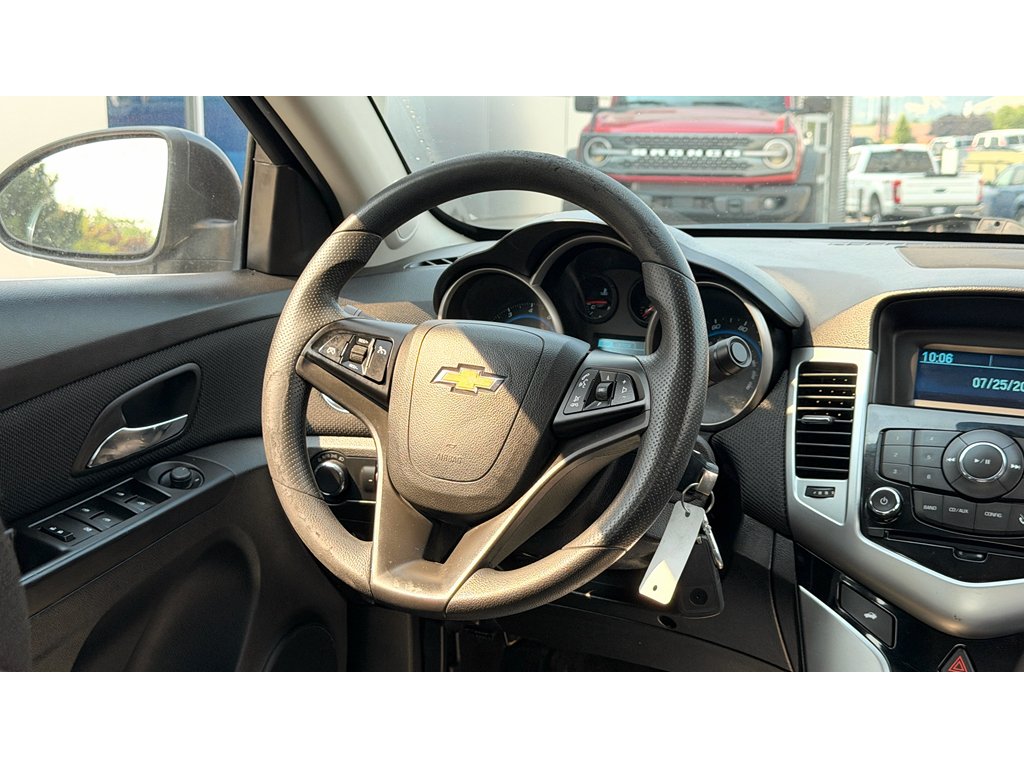 Used 2015 Gray Chevrolet LT image 15