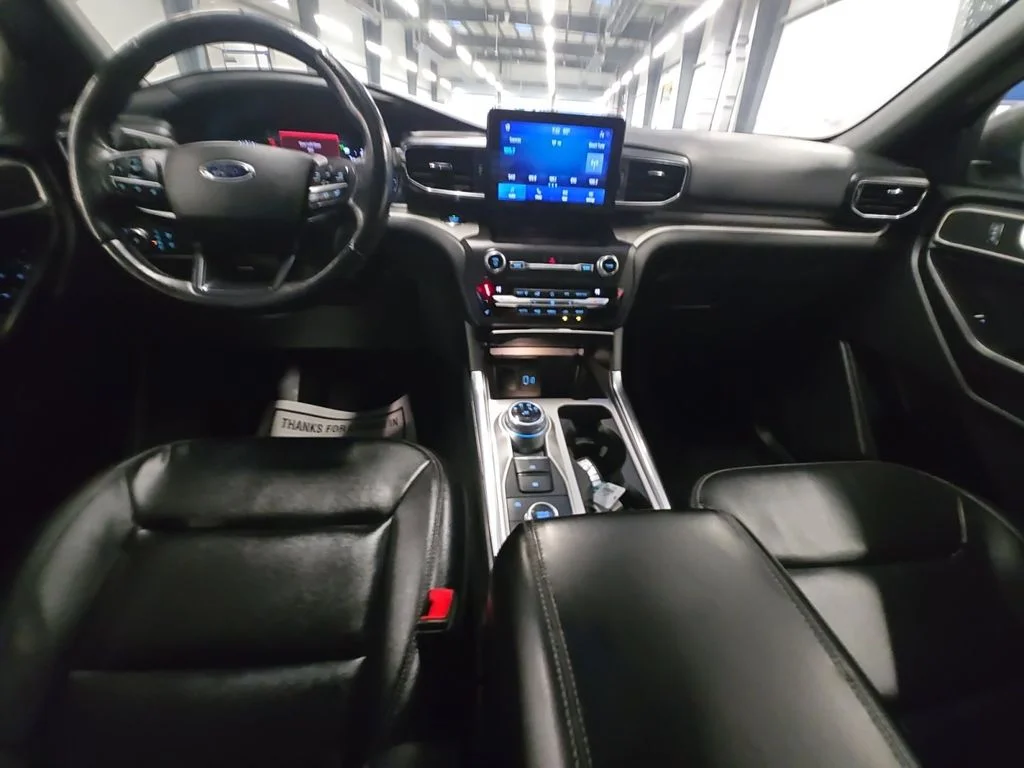 Used 2020 Black Ford XLT image 21