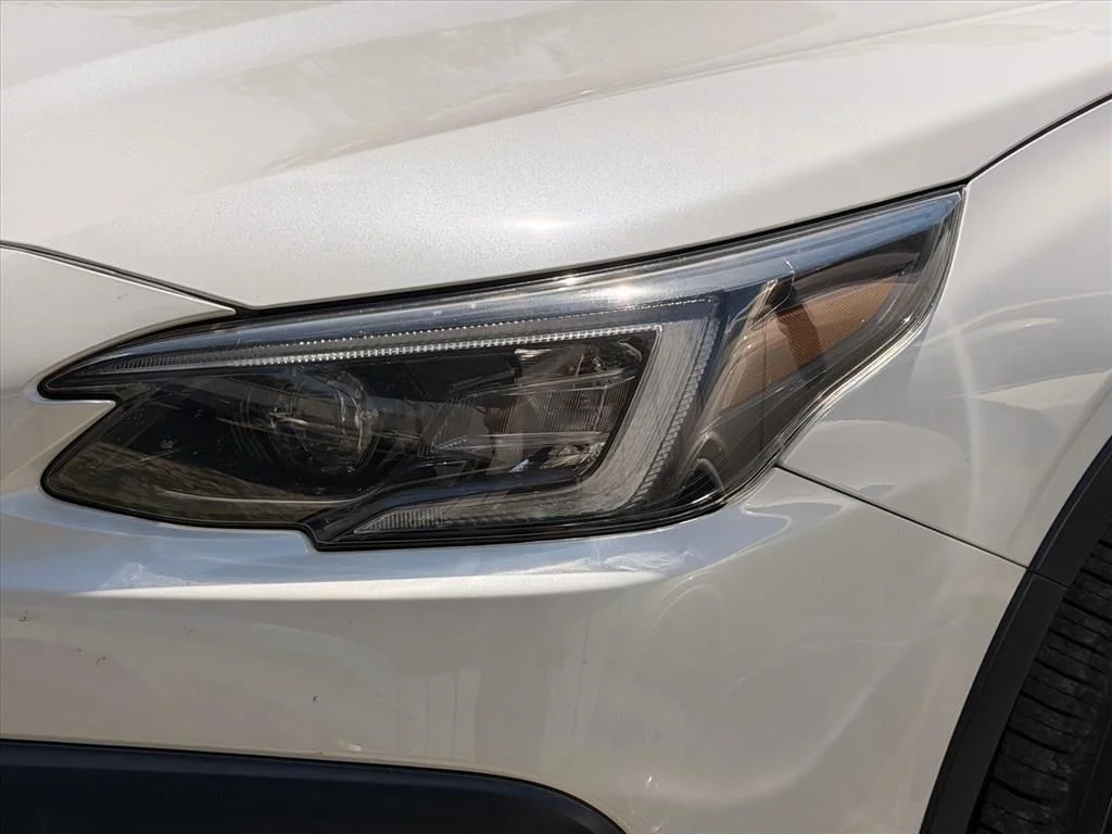 Used 2021 White Subaru Premium image 4