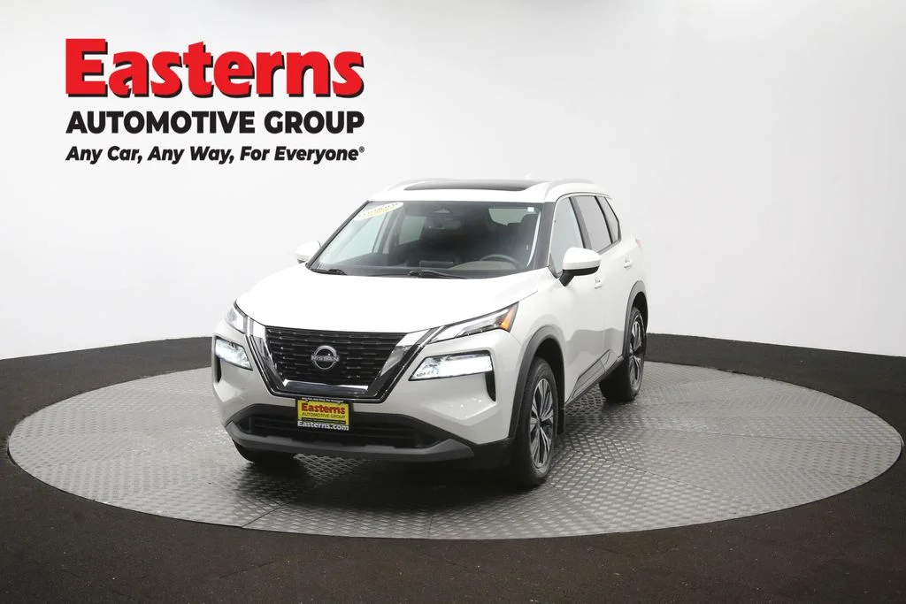 Used 2023 White Nissan SV image 56