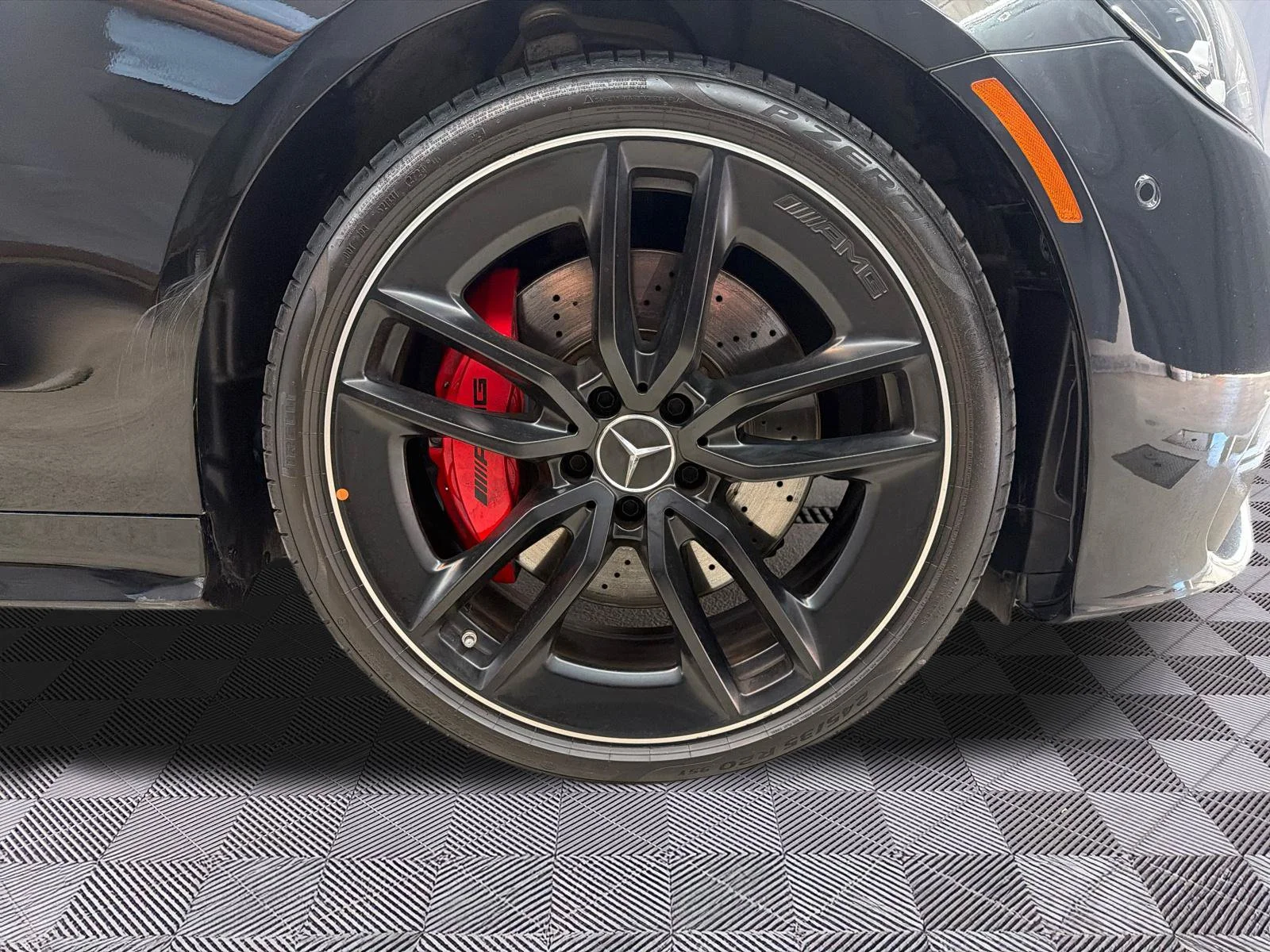 Used 2022 Black Mercedes-Benz AMG E 53 image 2