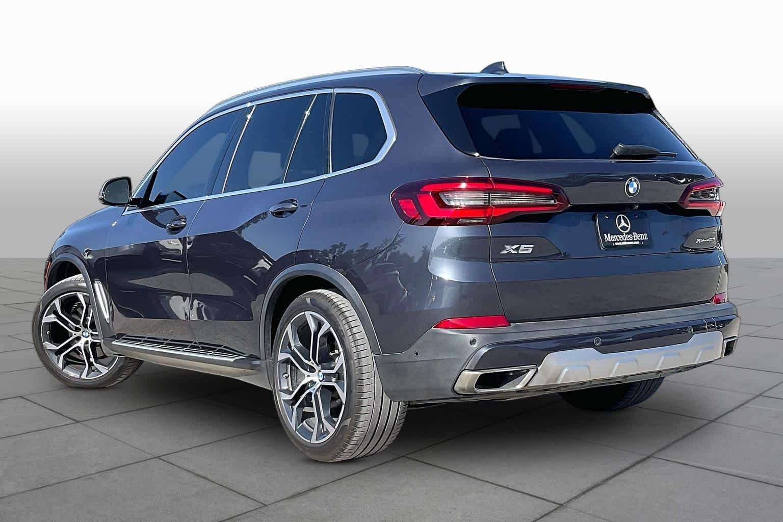 Used 2020 Arctic Gray Metallic BMW xDrive40i image 12