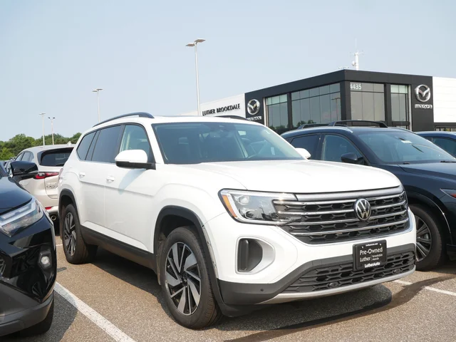 2025 Volkswagen Atlas 2.0T SE w/Technology