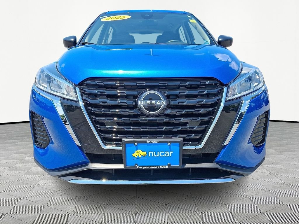 Used 2025 Blue Nissan S image 2