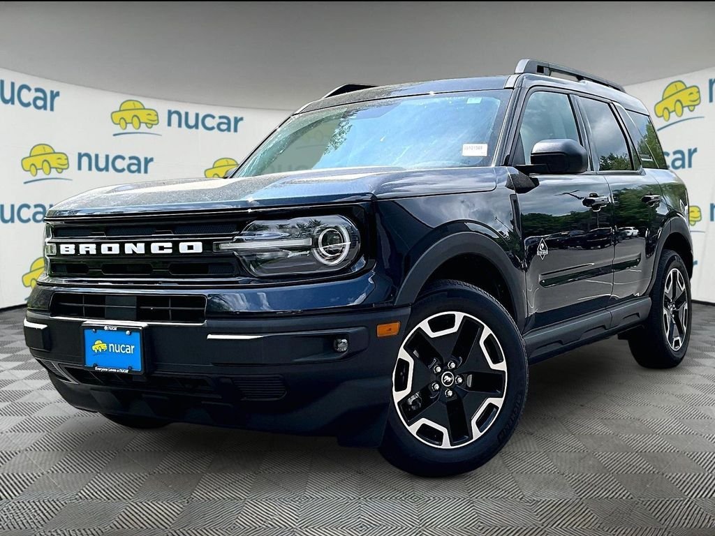 Used 2023 Blue Ford Outer Banks image 3
