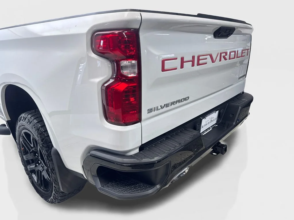 Used 2024 White Chevrolet Custom Trail Boss image 20