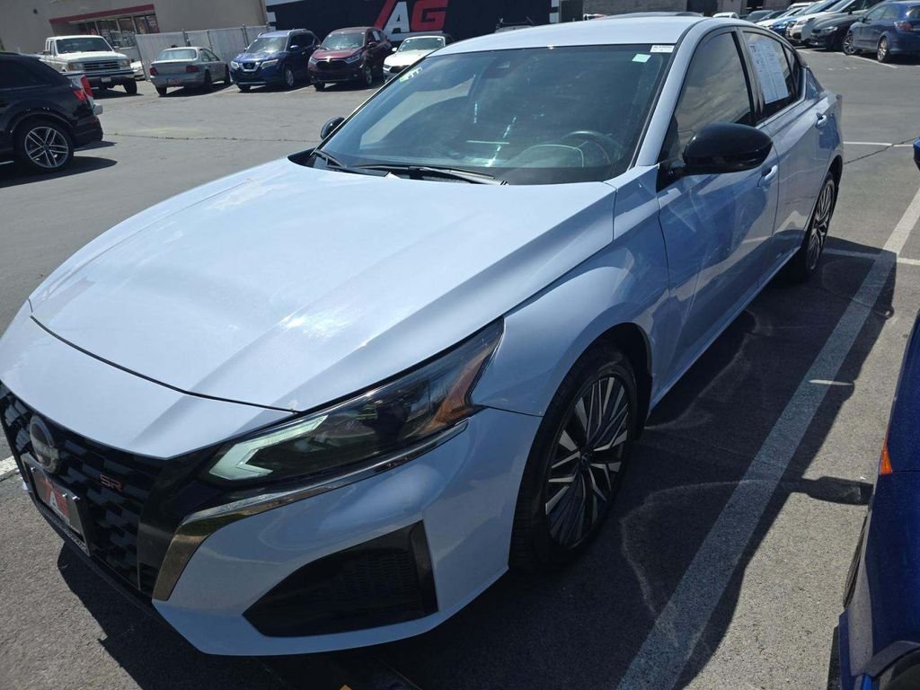 2024 Nissan Altima 2.5 SR AWD's photo