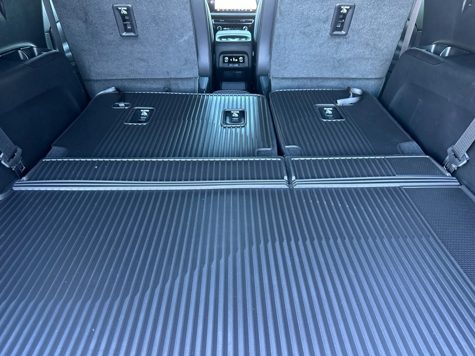 New 2027 Sterling Gray Metallic Chevrolet LT image 15