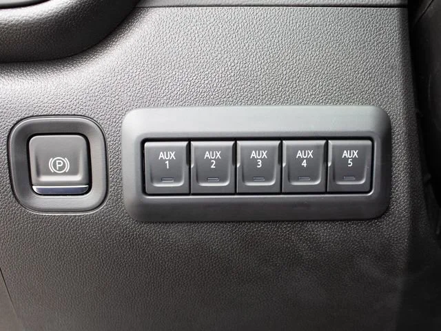 2025 GMC Sierra 3500HD Pro - Photo 12