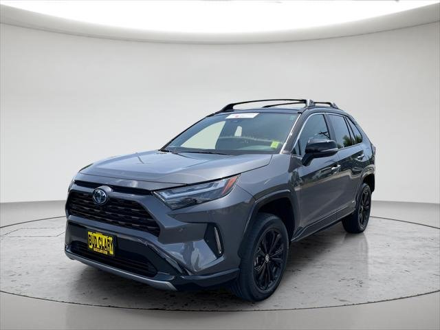 Certified Used 2024 MID BLCK/MAG GRAY Toyota  image 7