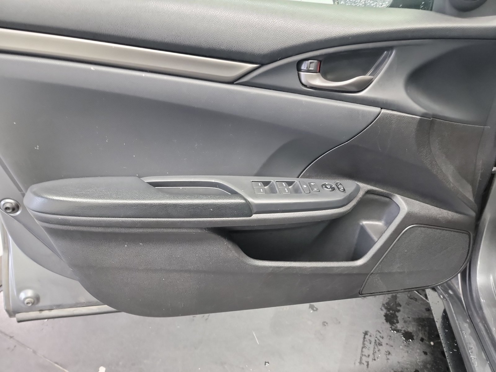 Used 2021 Modern Steel Metallic Honda Sport image 12