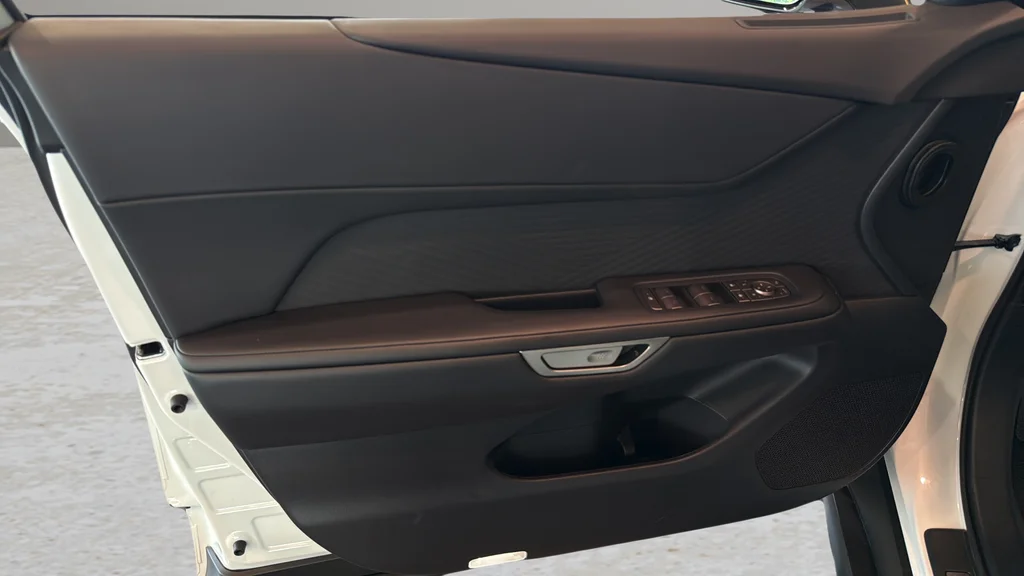 New 2026 Ultra White Lexus ES 500e PREMIUM AWD image 10