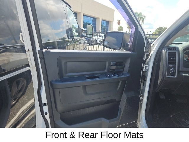 Used 2015 Bright White Clearcoat Ram Express image 14