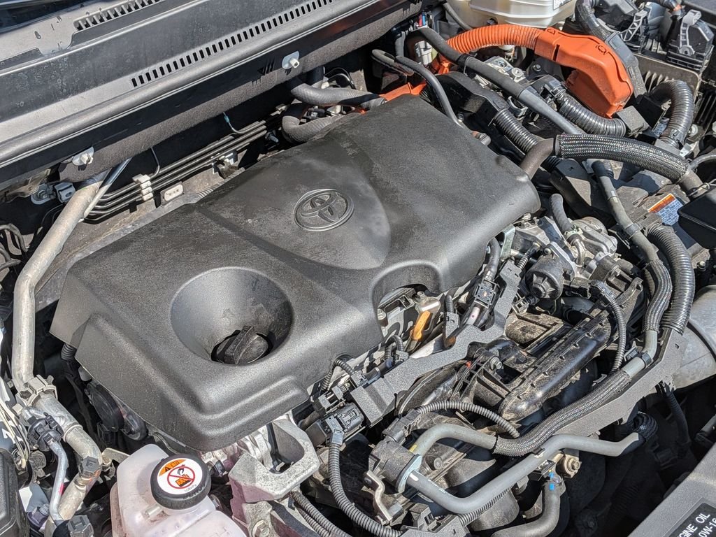Used 2023 White Toyota XLE image 12