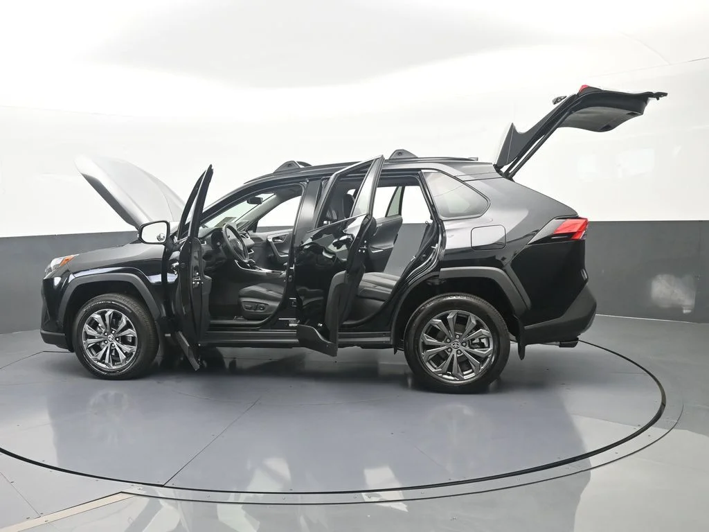 Used 2025 Midnight Black Metallic Toyota Limited image 70