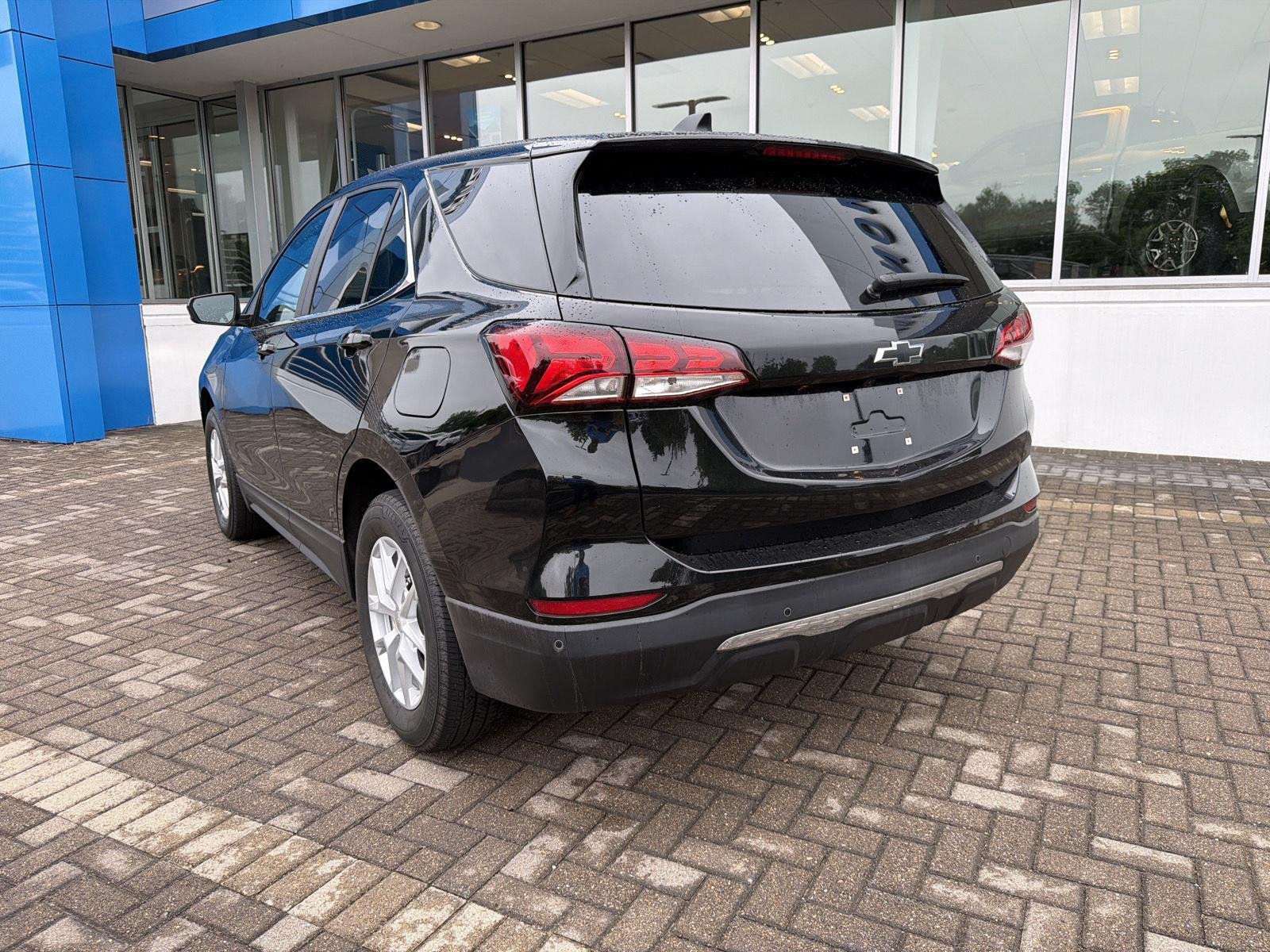 Used 2023 Mosaic Black Metallic Chevrolet LT image 3