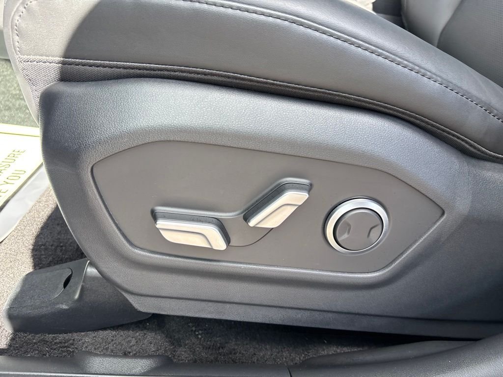 Used 2025 Gray Hyundai XRT image 22