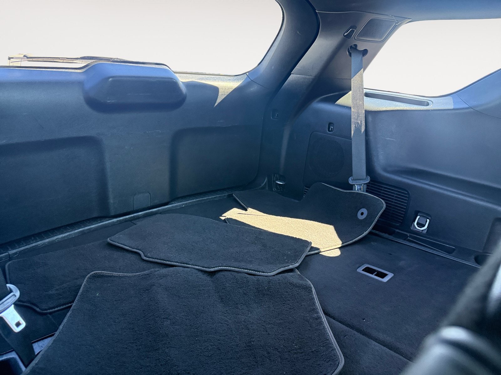 Used 2023 White Metallic Ford ST image 19