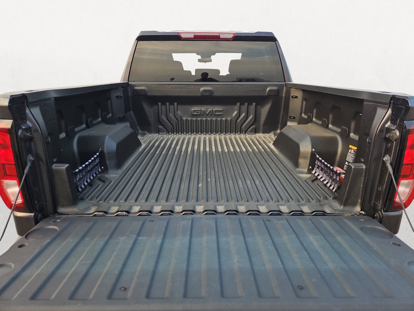 Used 2024 Titanium Rush Metallic GMC Elevation image 11