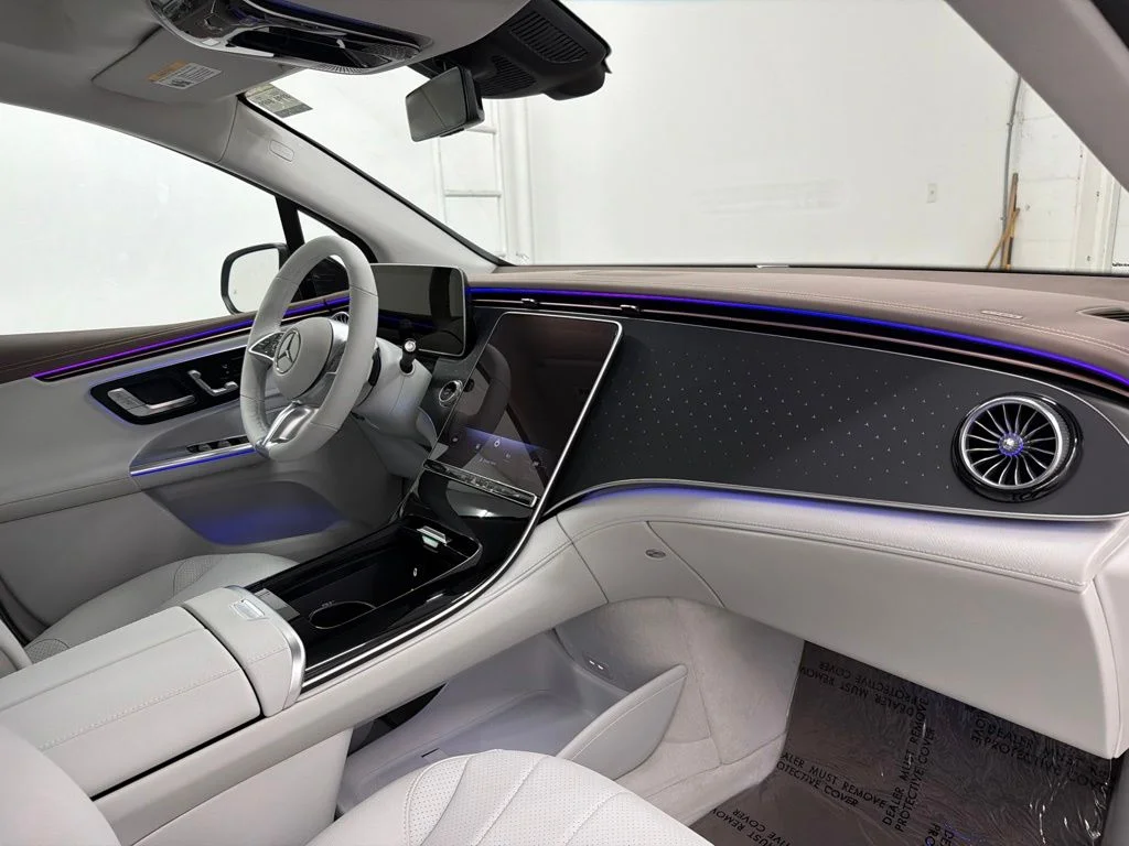New 2027 Black Mercedes-Benz 320+ SUV image 34