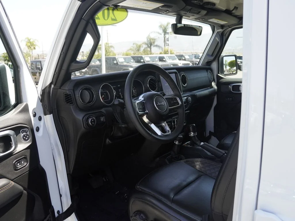 Certified Used 2023 White/off-white Jeep High Altitude image 26