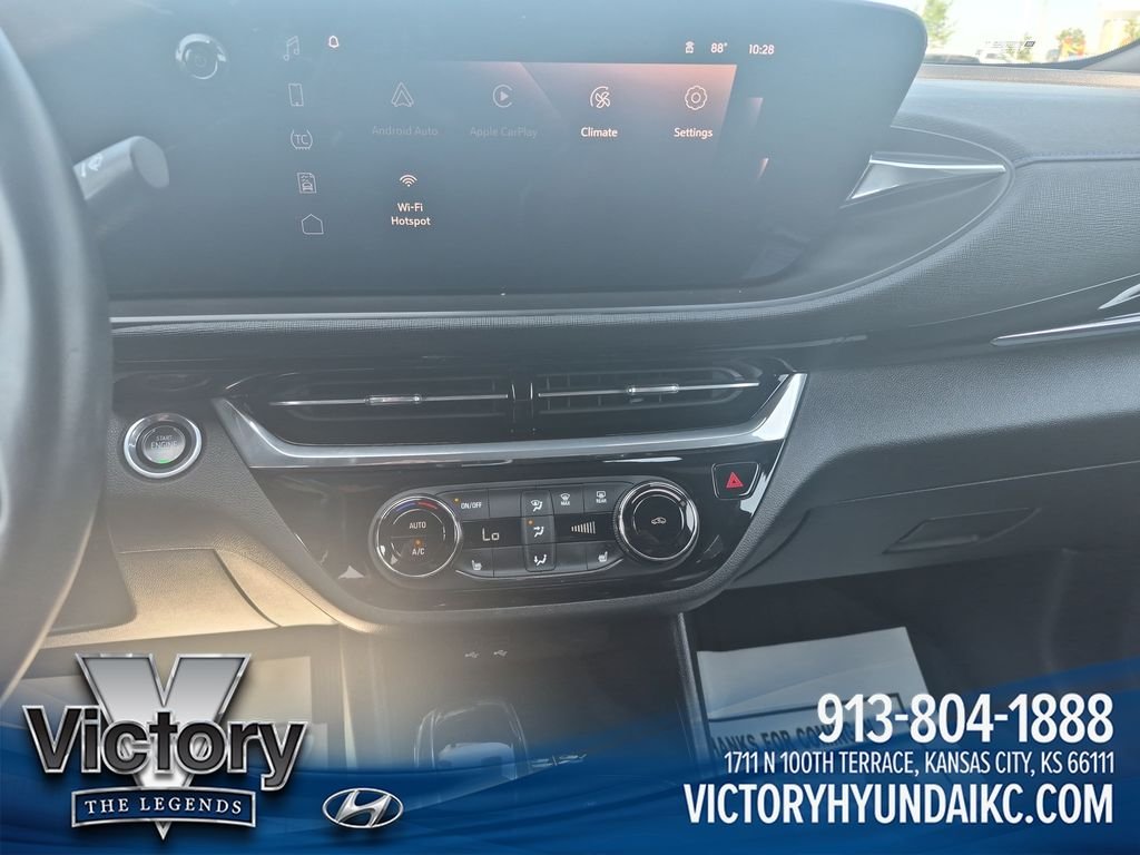 Used 2024 Red Buick Sport Touring image 18