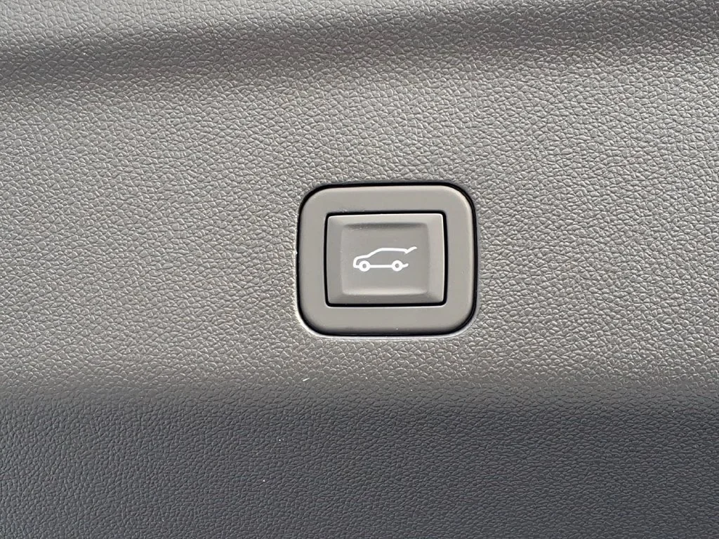 2026 Chevrolet Tahoe Premier - Photo 27