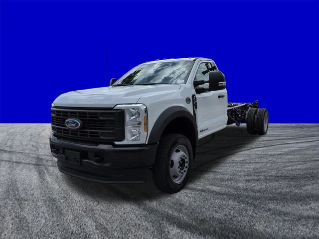 New 2026 Oxford White Ford F-450® XL image 8