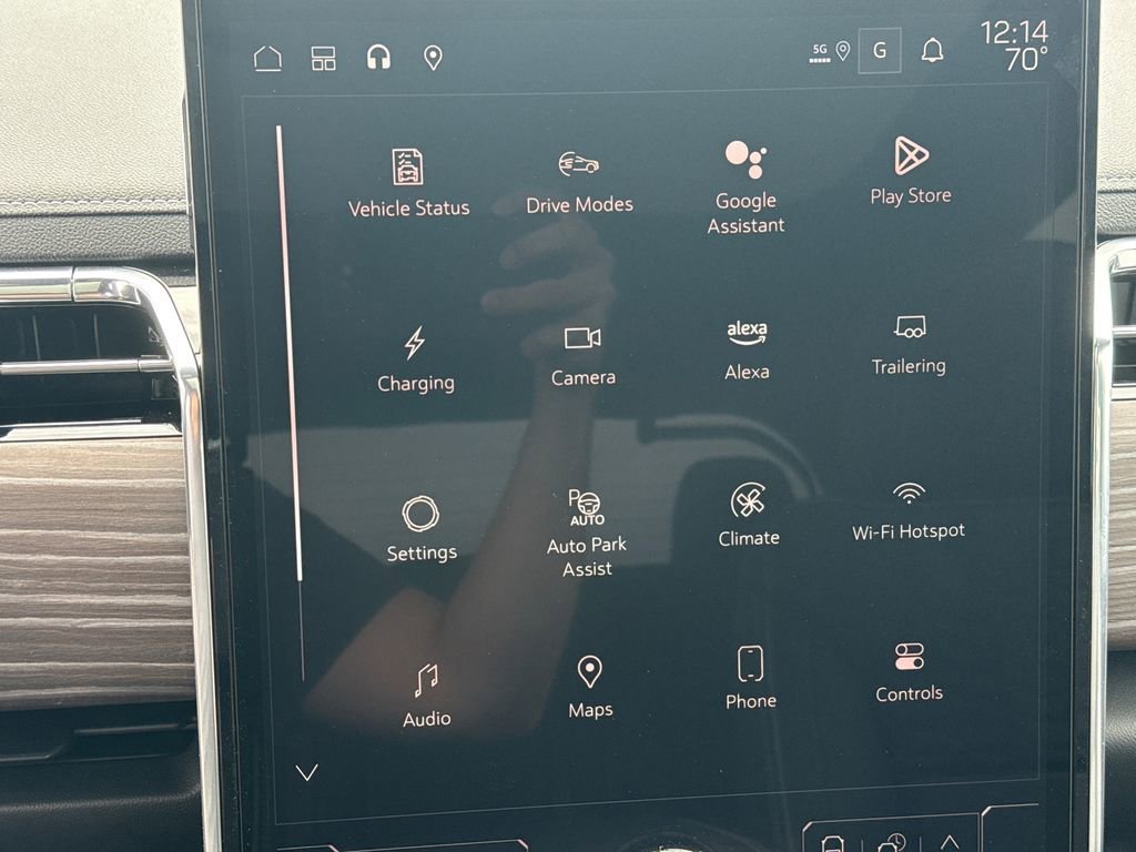 2025 GMC Sierra EV Denali - Photo 24