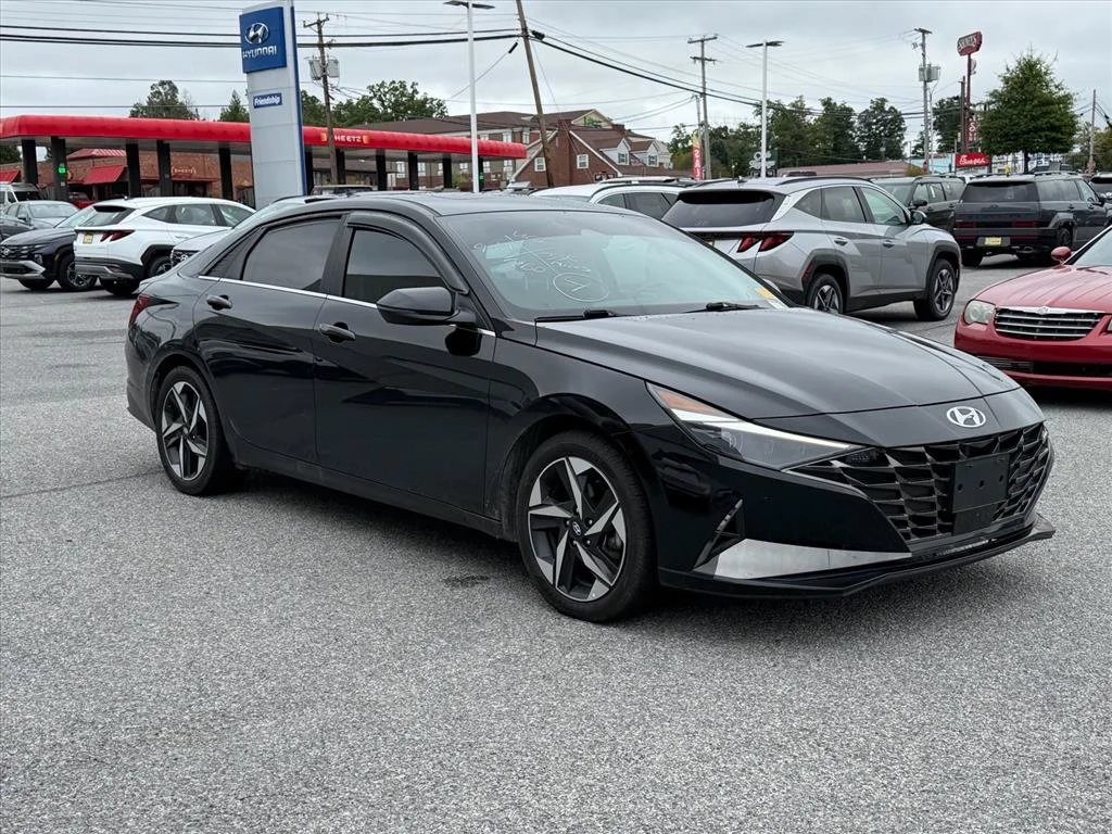 Used 2023 Black Hyundai Limited image 14